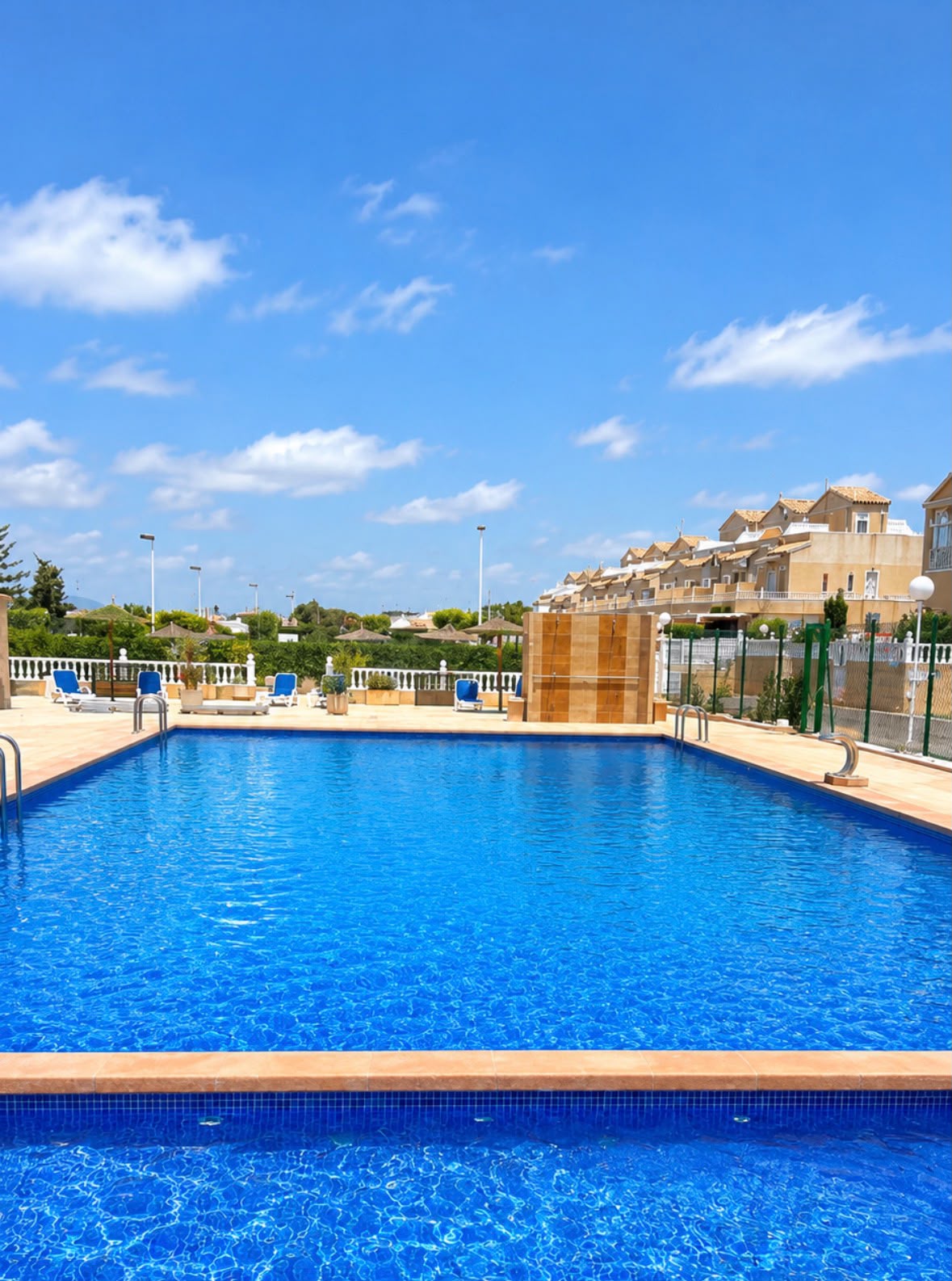 Vue sur la piscine